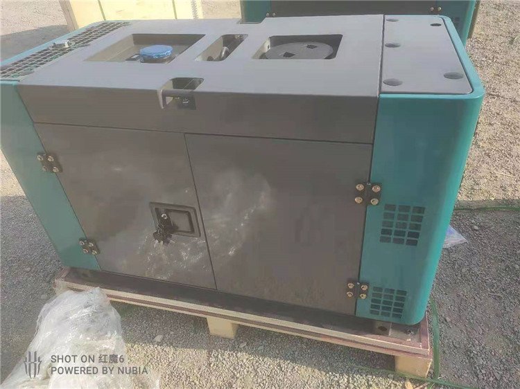 <b>高原TO32000ET30kw柴油發(fā)電機(jī)用啥樣機(jī)油</b>